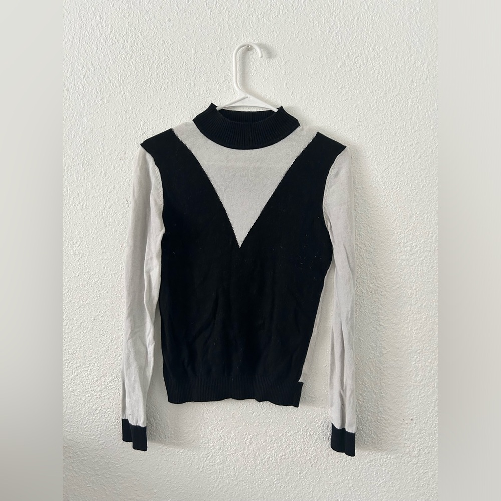 Forever 21 Sweater
